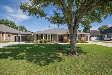 36 BELLE GROVE Drive, Destrehan, LA 70047