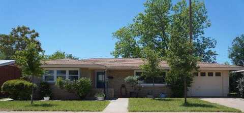 805 NW 12th St, Andrews, TX 79714