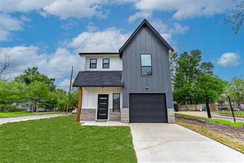 2213 Jones Street, Greenville, TX 75401