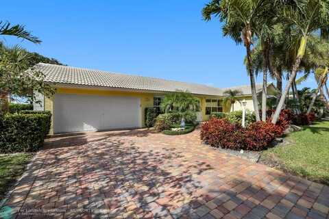 2731 NE 39th St, Lighthouse Point, FL 33064