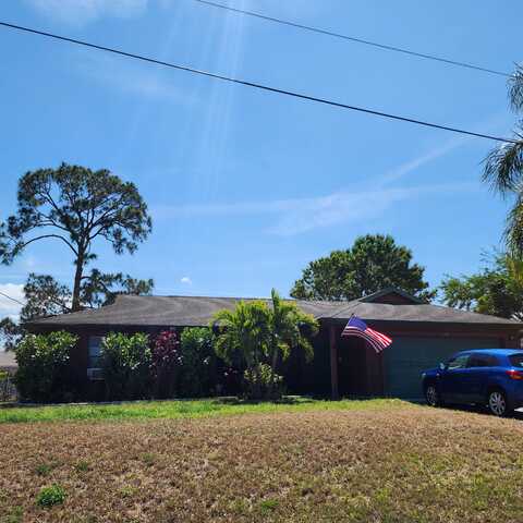 202 SW Amesbury Avenue, Port Saint Lucie, FL 34953