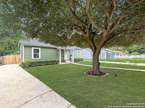 1042 GREER ST, San Antonio, TX 78210