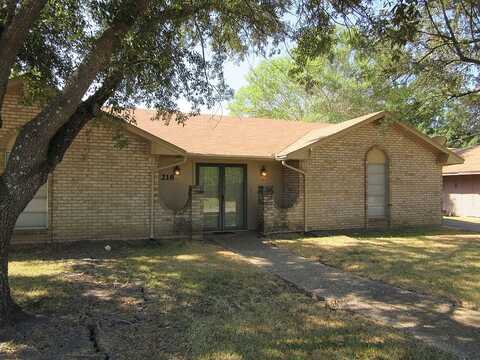 218 Lawndale Drive, Marlin, TX 76661