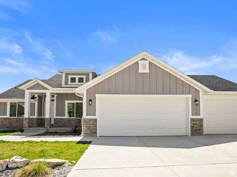 3233 N MOUNTAIN RD., North Ogden, UT 84414