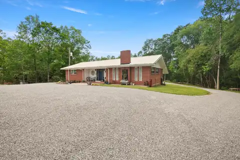 250 Magnolia Rd., Raleigh, MS 39153