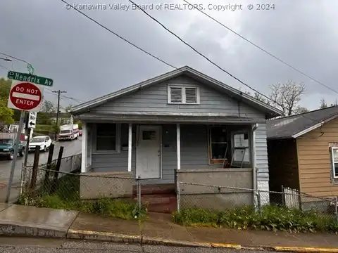 920 Hendrix Avenue, Charleston, WV 25312