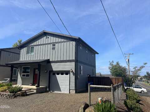 35030 Sixth, Pacific City, OR 97135