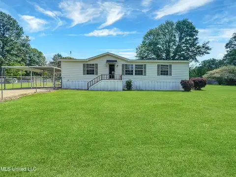 120 Green Leaves Drive, Florence, MS 39073
