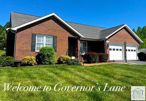 315 Governor's Ln, Martinsville, VA 24112