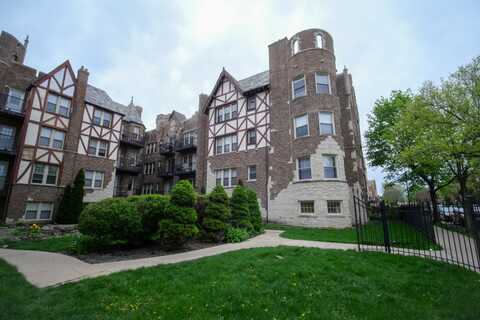 5711 N KIMBALL Avenue, Chicago, IL 60659