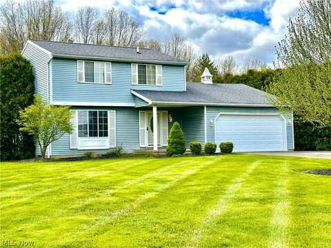 6670 Summit Drive, Canfield, OH 44406