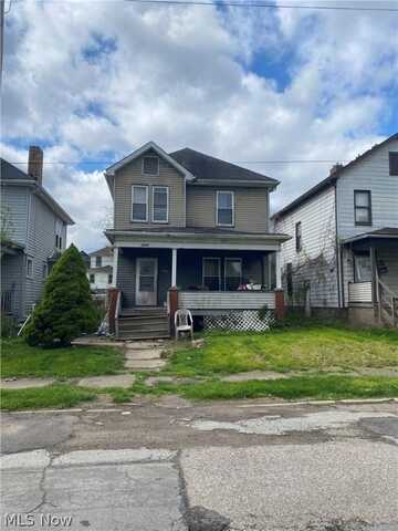 1434 Oregon Avenue, Steubenville, OH 43952