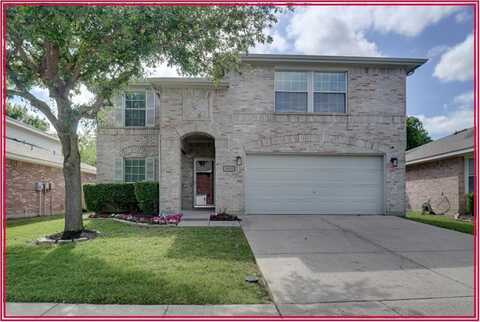 9429 Goldenview Drive, Fort Worth, TX 76244