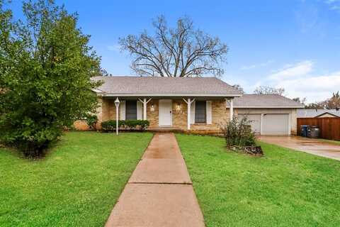 7504 Laurie Drive, Fort Worth, TX 76112