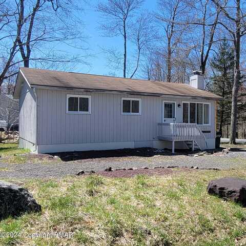 8076 Red Squirrel Drive, Tobyhanna, PA 18466