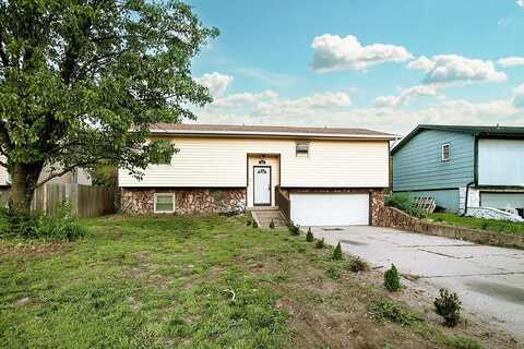 334 N Jane St, Haysville, KS 67060