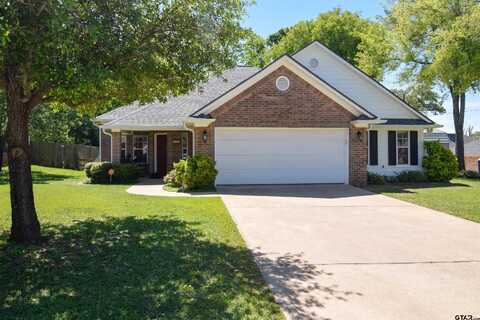 401 Husky Drive, Lindale, TX 75771