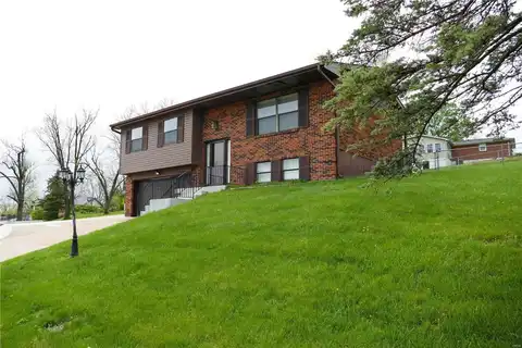 6014 Clearview Drive, House Springs, MO 63051
