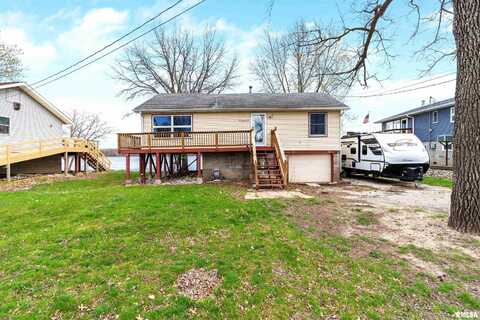 4523 S CONCORD Street, Davenport, IA 52802