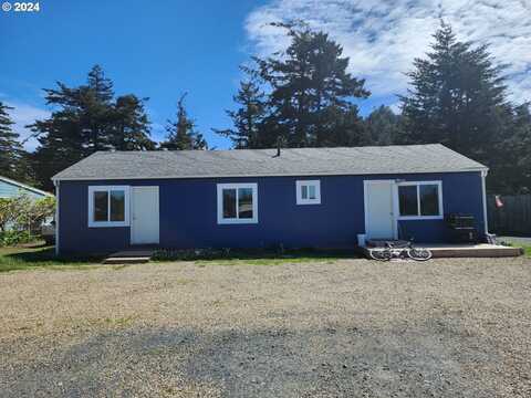 819 12TH ST, Port Orford, OR 97465
