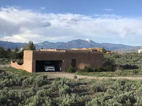4 Vista del Ocaso, Ranchos de Taos, NM 87557