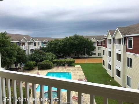519 Southwest Parkway, College Station, TX 77840