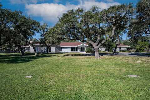 1405 Omohundro Street, Rockport, TX 78382