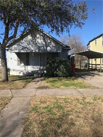 301 E Avenue C, Robstown, TX 78380