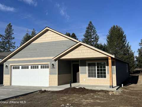 722 E Valley St S, Oldtown, ID 83822