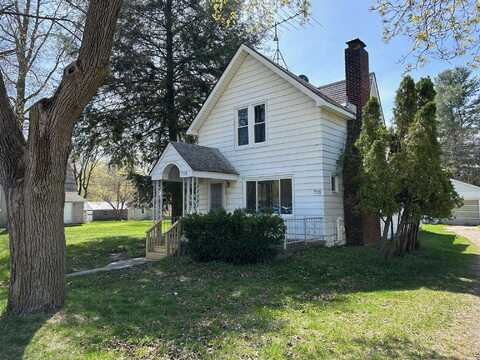 735 Cayuga, Gladwin, MI 48624