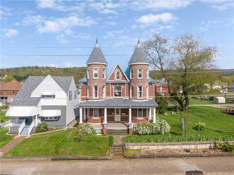 1131 S Pittsburgh Street, Connellsville, PA 15425