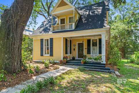 108 Magnolia Avenue, Fairhope, AL 36532