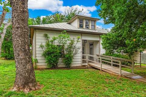 514 Kraupahen St, Fredericksburg, TX 78624