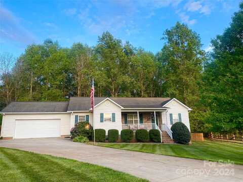 1604 Indian Head Court, Conover, NC 28613