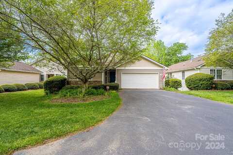 369 Highland Golf Drive, Flat Rock, NC 28731