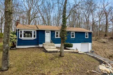 28 Laurel Leaf Drive, Ledyard, CT 06335