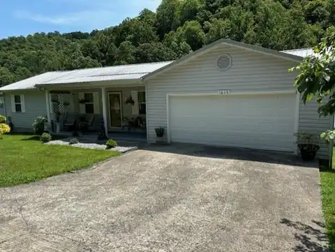 1017 Right Fork Bull Creek, Prestonsburg, KY 41653