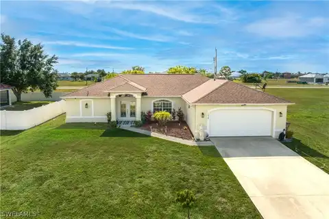 1424 NW 7th Place, CAPE CORAL, FL 33993