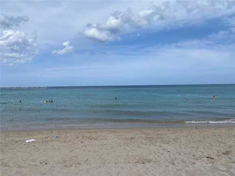 3725 S Ocean Dr, Hollywood, FL 33019