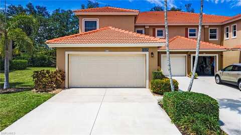 6805 Huntington Lakes CIR, NAPLES, FL 34119