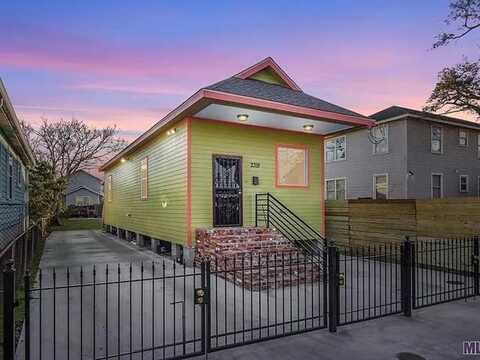 2319 GEORGE NICK CONNER Drive, New Orleans, LA 70119