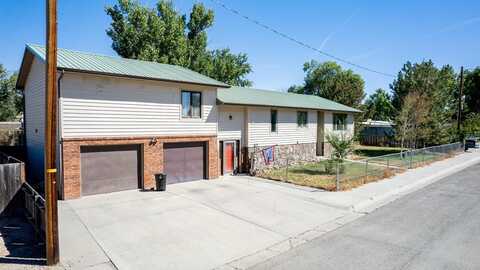 123 N 2nd St, Greybull, WY 82426