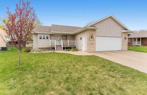 1909 S Grinnell Ave, Sioux Falls, SD 57106