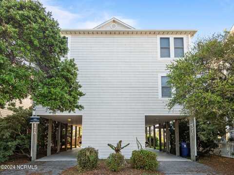 421 N New River Drive, Surf City, NC 28445