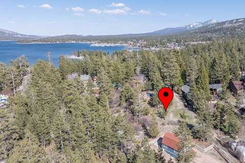 393 Arroyo Drive, Big Bear Lake, CA 92315