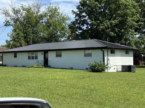 38 Phillips Dr, Fort Oglethorpe, GA 30742