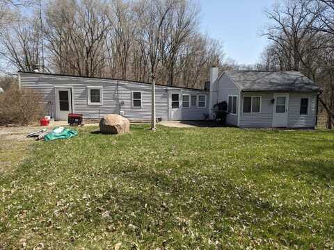 2959 S Michigan Road, Eaton Rapids, MI 48827