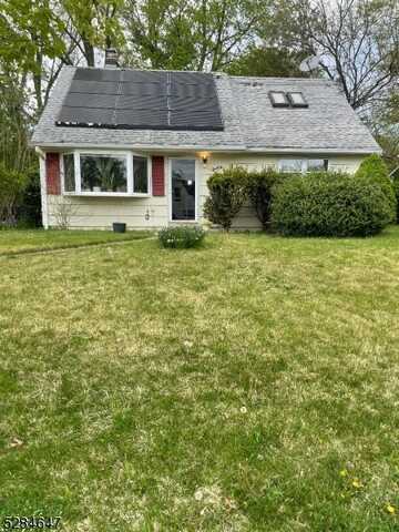 25 Post Ln, Wayne, NJ 07470