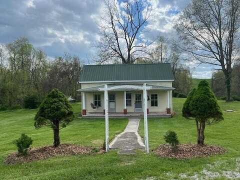 151 Ruby Easterling Road, West Liberty, KY 41472