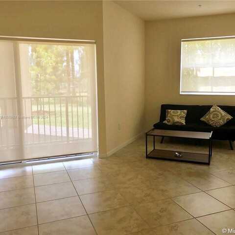 8650 NW 97th Ave, Doral, FL 33178